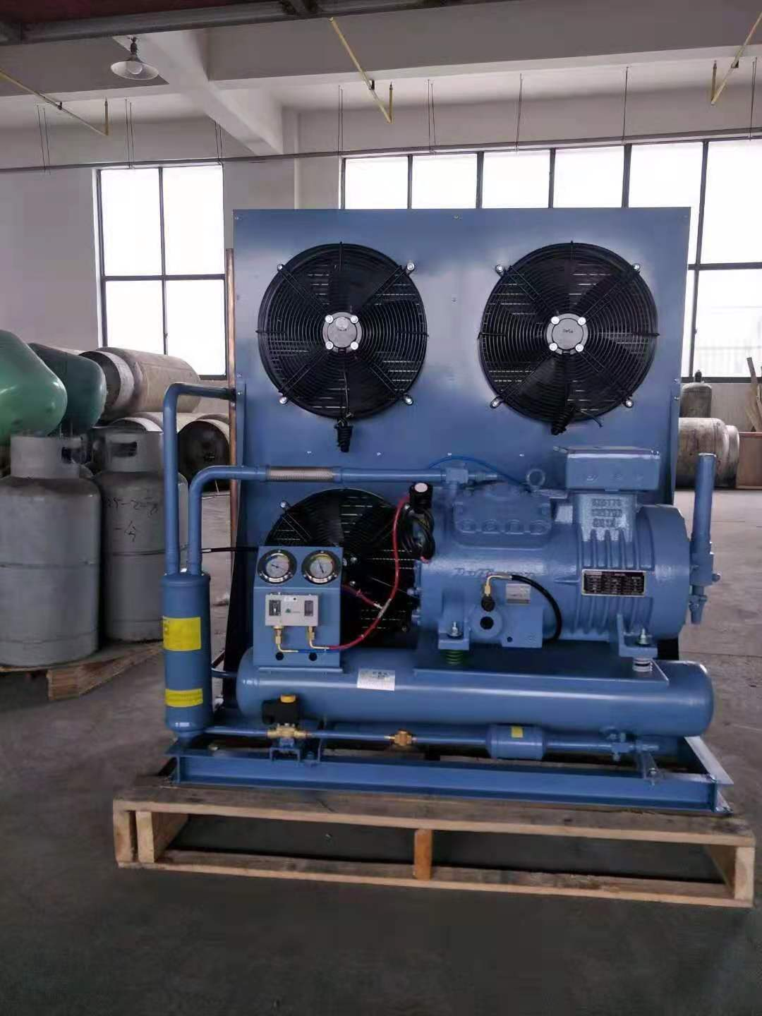 Installation of semi enclosed refrigeration units in large cold storage facilities