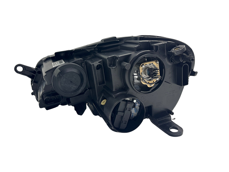 VOLKSWAGEN PASSATB6 2011-2014 R.H.S HEADLIGHT ASSEMBLY