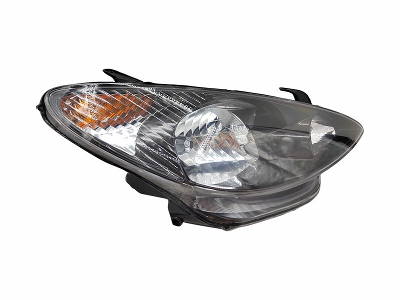 TOYOTA ESTIMA ACR30 2000-2002 HALOGEN R.H.S HEADLIGHT ASSEMBLY