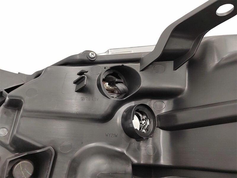 TOYOTA FORTUNER 2 AN160 2016-2020 LED R.H.S HEADLIGHT ASSEMBLY