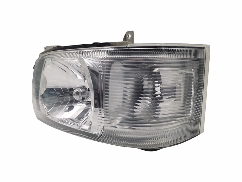 TOYOTA HIACE 2005-2010 L.H.S HEADLIGHT ASSEMBLY