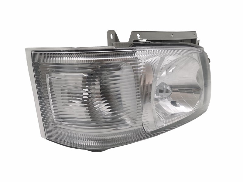 TOYOTA HIACE REGIUS ACE200 SERIES 2005-2014 R.H.S HEADLIGHT ASSEMBLY
