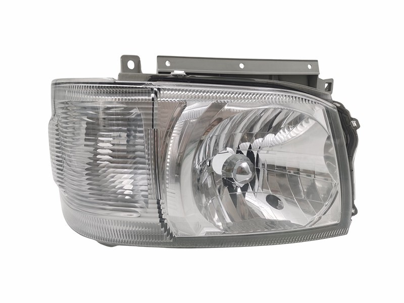 TOYOTA HIACE REGIUS ACE200 SERIES 2005-2014 R.H.S HEADLIGHT ASSEMBLY