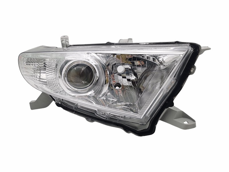 Toyota KLUGER 2011-2013 HALOGEN R.H.S HEADLIGHT ASSEMBLY