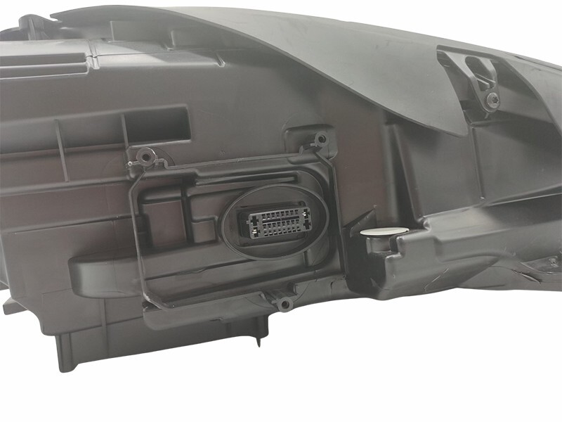 PORSCHE MACAN 2019-2023 LED L.H.S HEADLIGHT ASSEMBLY