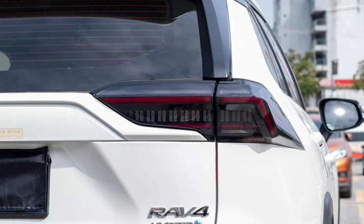 Toyota new RAV4 18-22