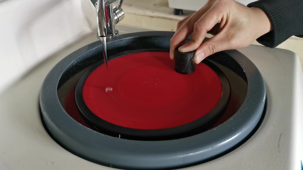 Đề xuất một số hướng dẫn mua máy mài và đánh bóng kim loại