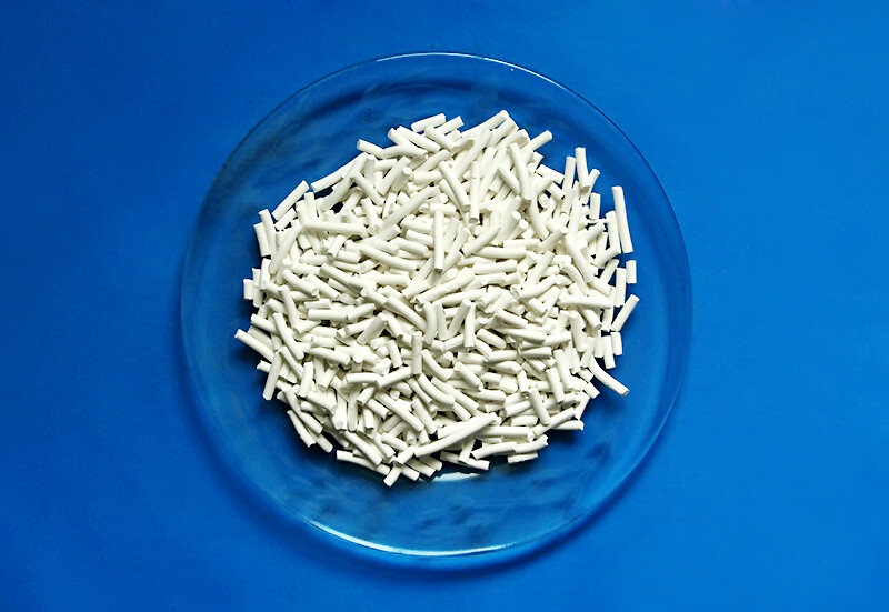Zeolite ZSM-5 Catalyst (pellet、ball、powder)
