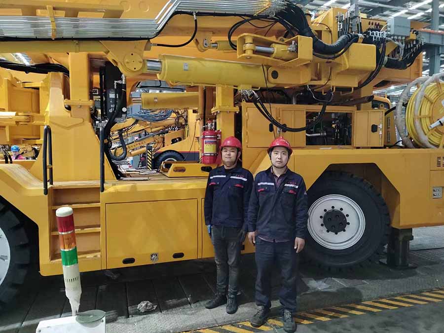 Automatic Fire Suppression Systems for Heavy Mining Vehicles: New Technology, High-Tech, Intelligent Centralized Control for Fast and Efficient Firefighting Automatic Fire Suppression Systems for Heavy Mining Vehicles: New Technology, High-Tech, Intelligent Centralized Control for Fast and Efficient Firefighting