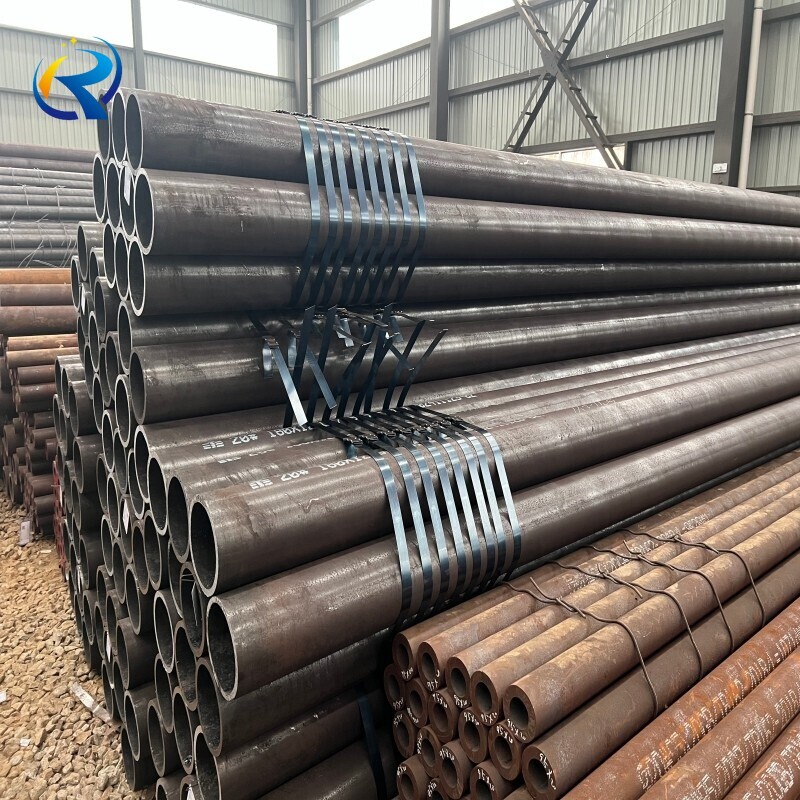 High-Quality Seamless Steel Pipes in Various Materials and Standards