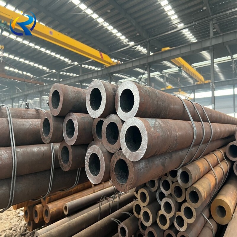 High-Quality Seamless Steel Pipes - Wide Range of Materials and Standards Available