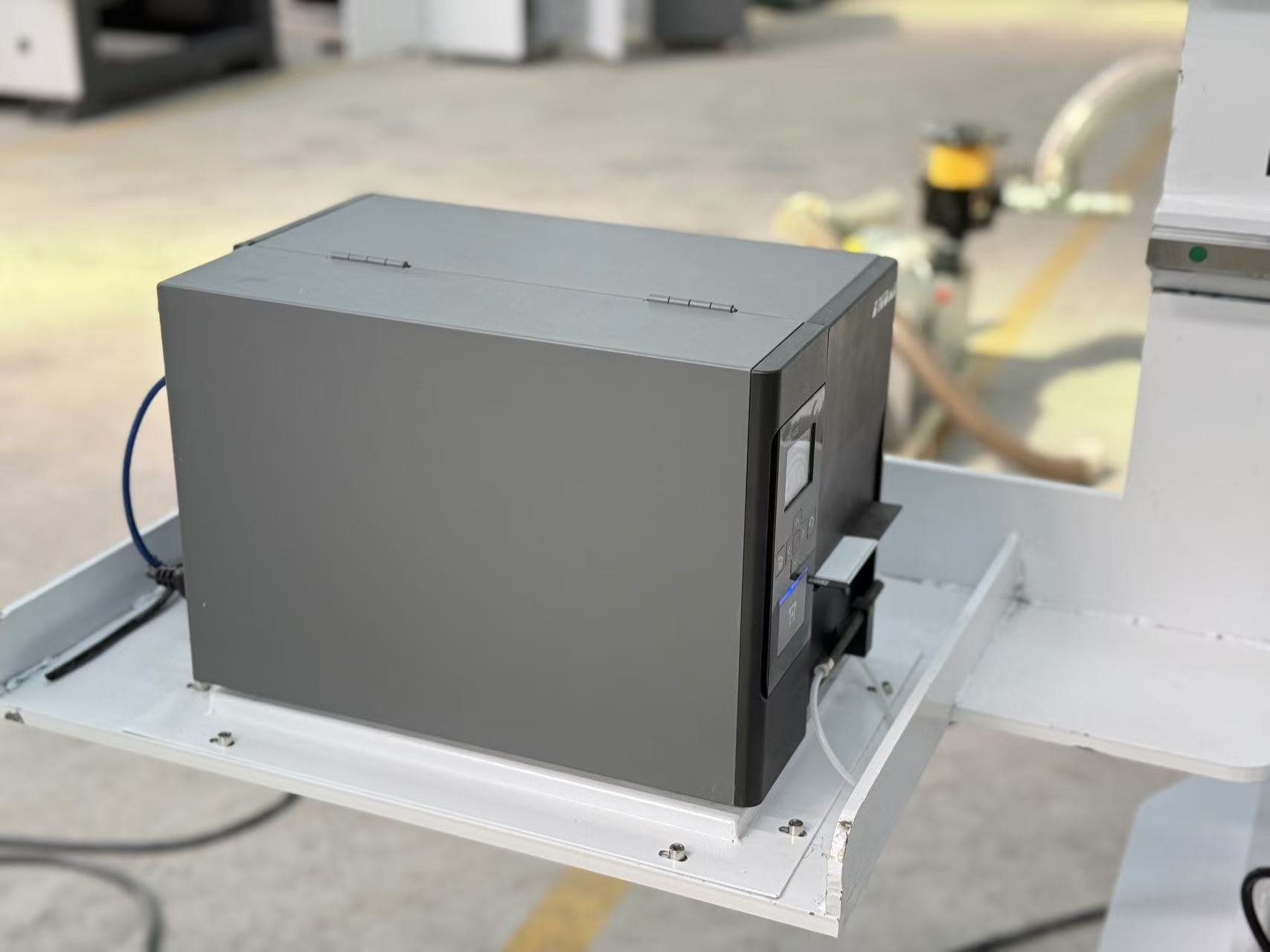 How to correctly use the automatic labeler of ATC nesting wood CNC router to extend its lifespan