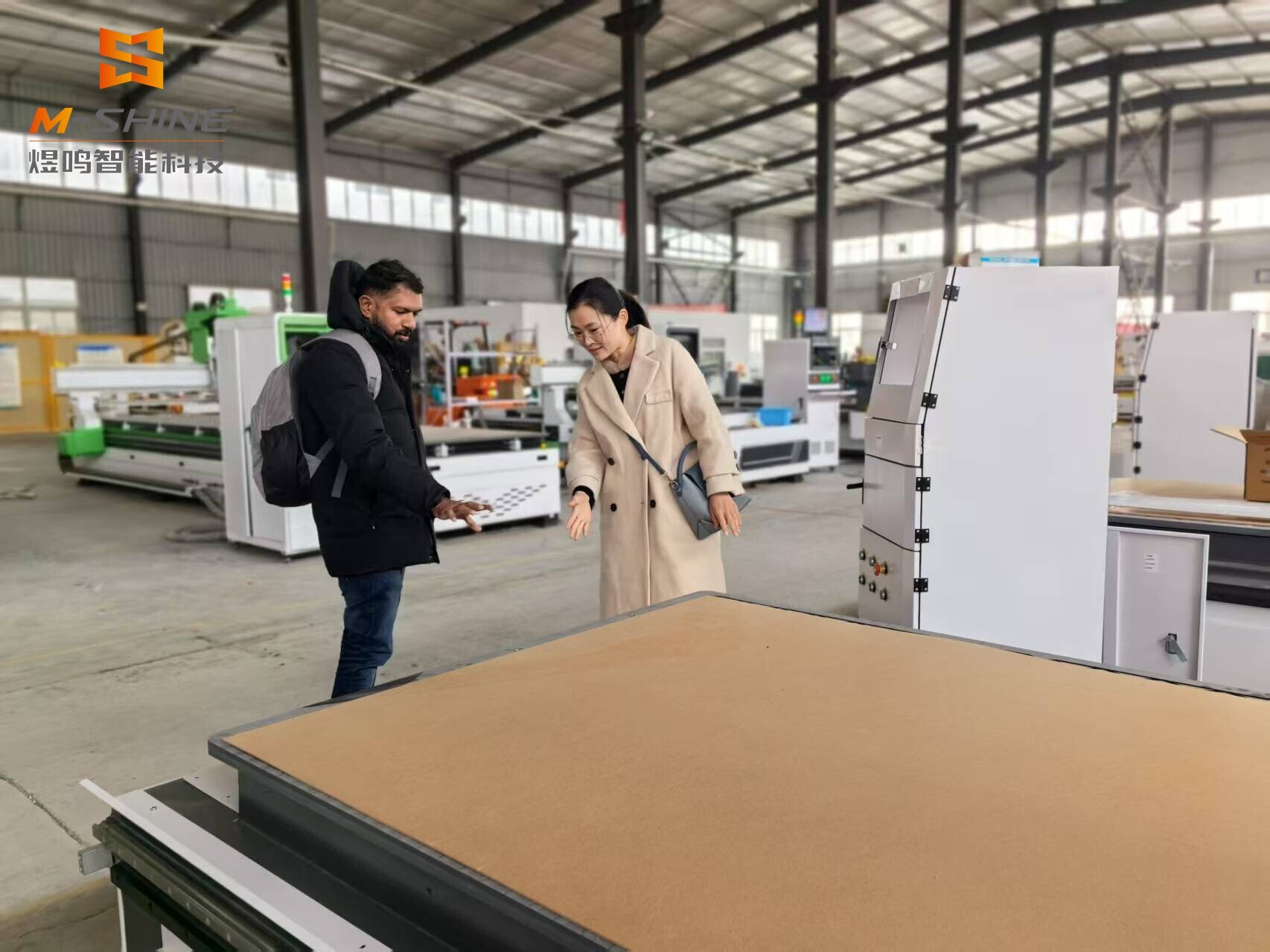 Indian customers have chosen our woodworking atc cnc router from afar, which is their greatest trust in us!