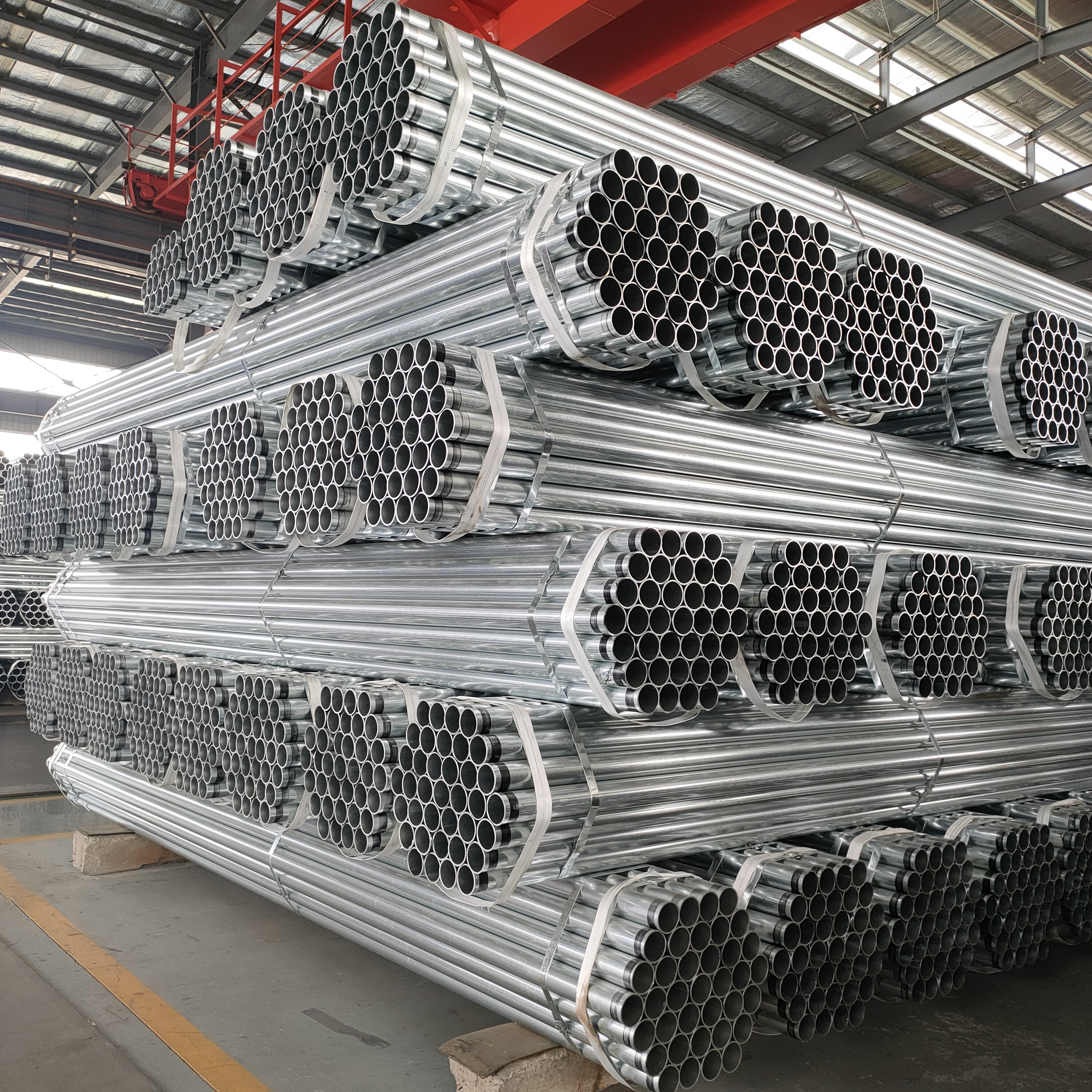 Z100 Galvanized steel pipe/tube