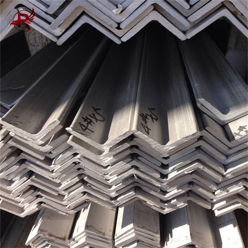 In which scenarios are stainless steel angle bars suitable for use?——2026.3.10