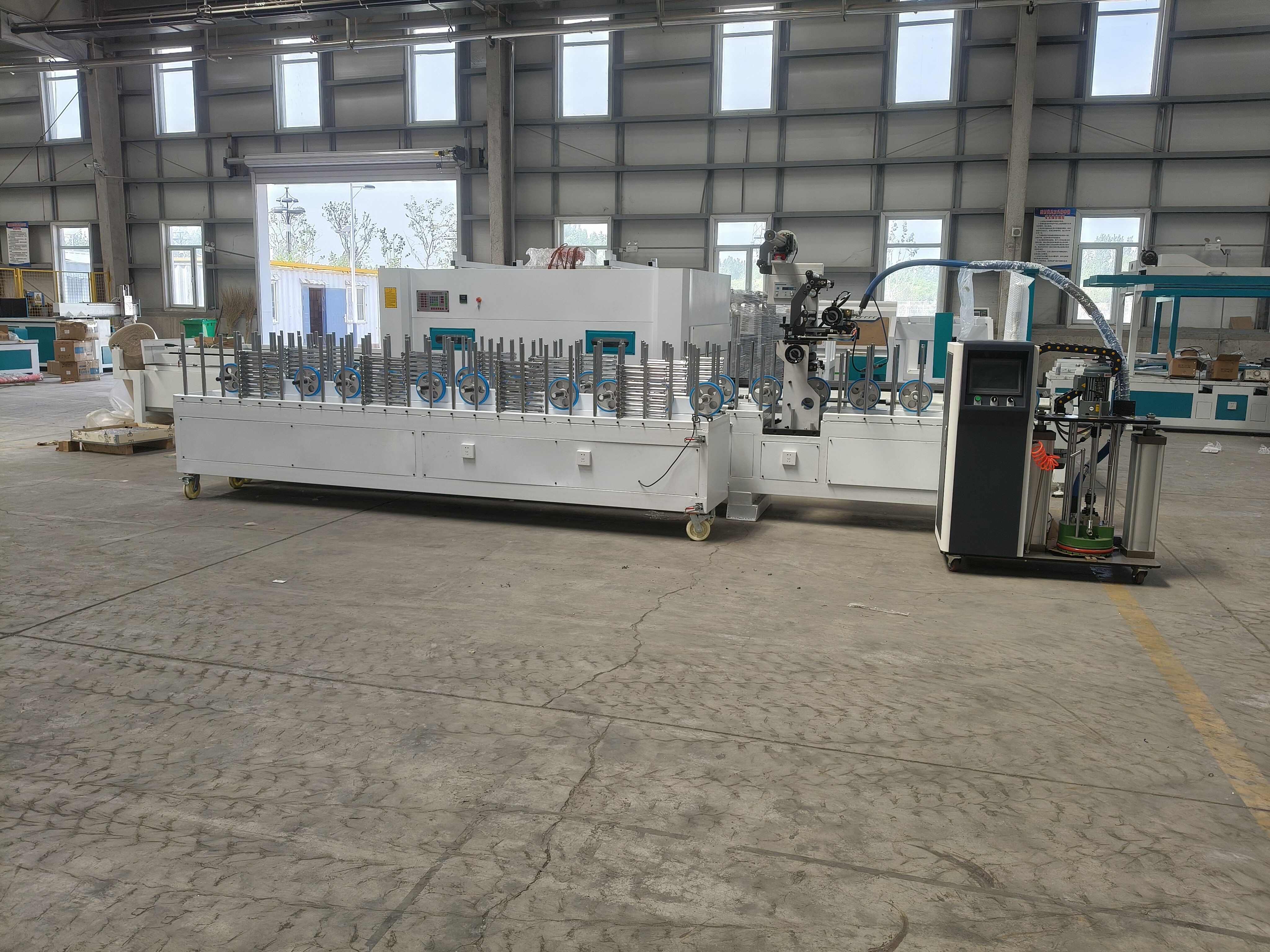 PUR coating machine