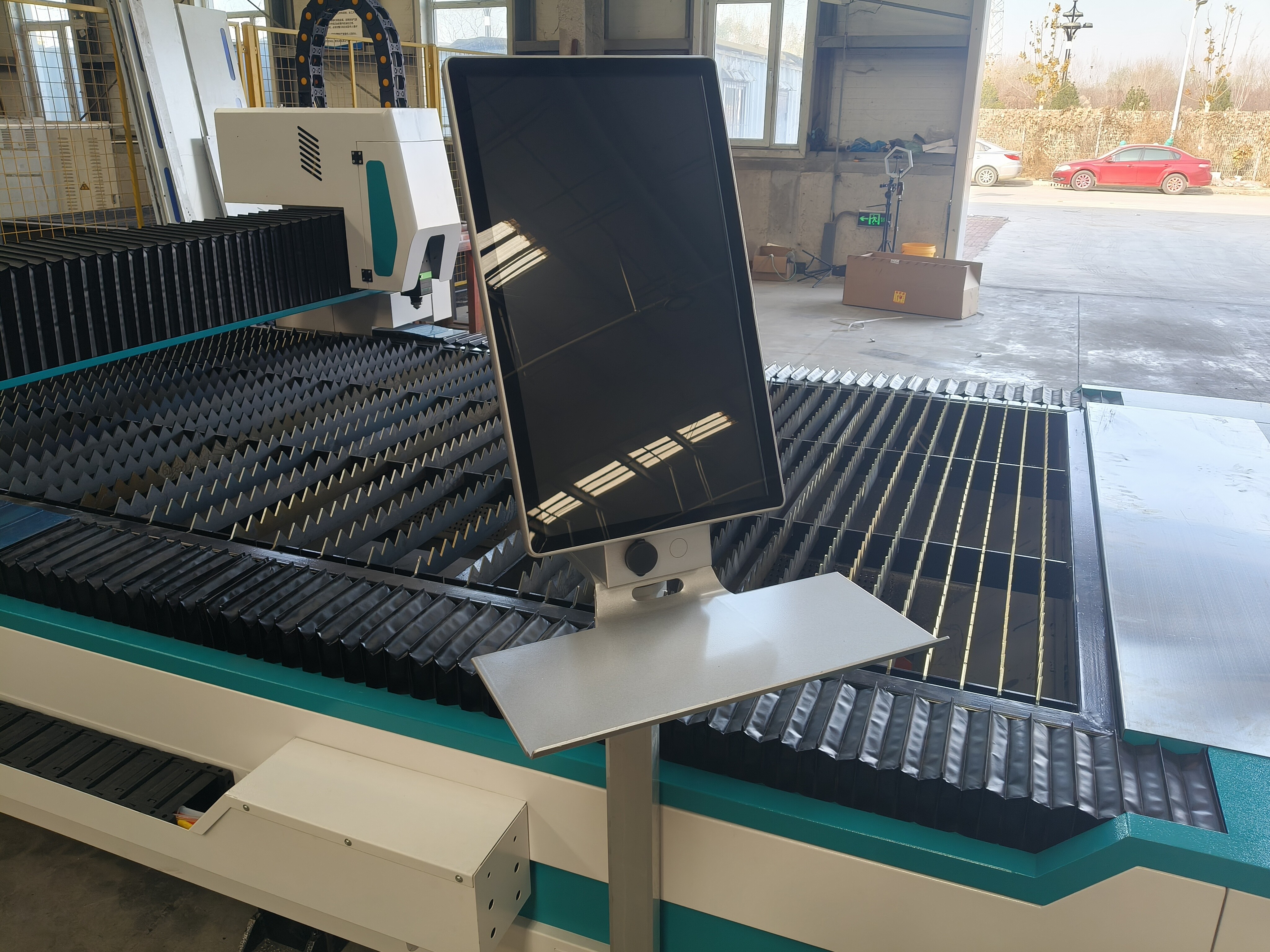 光纤激光切割机7.jpg