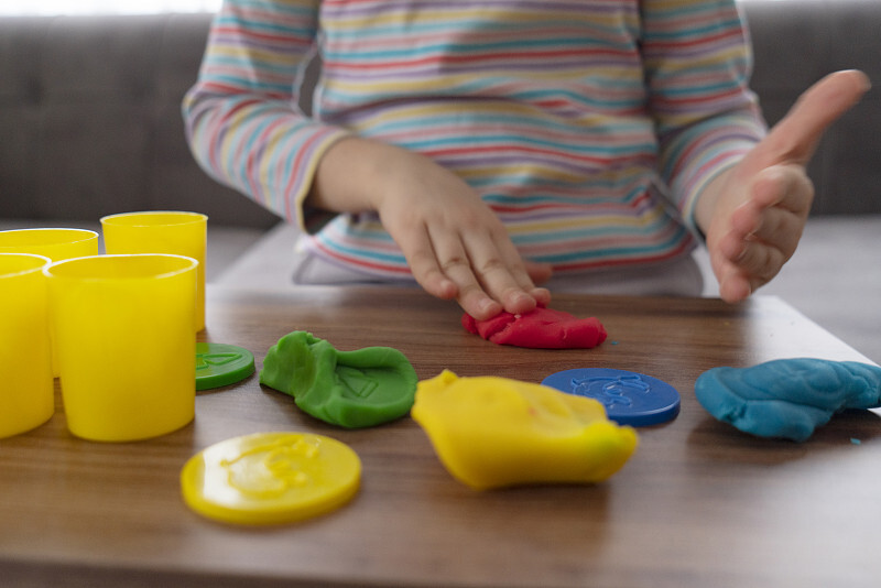 How to restore softness to rubber putty How to restore softness to rubber putty