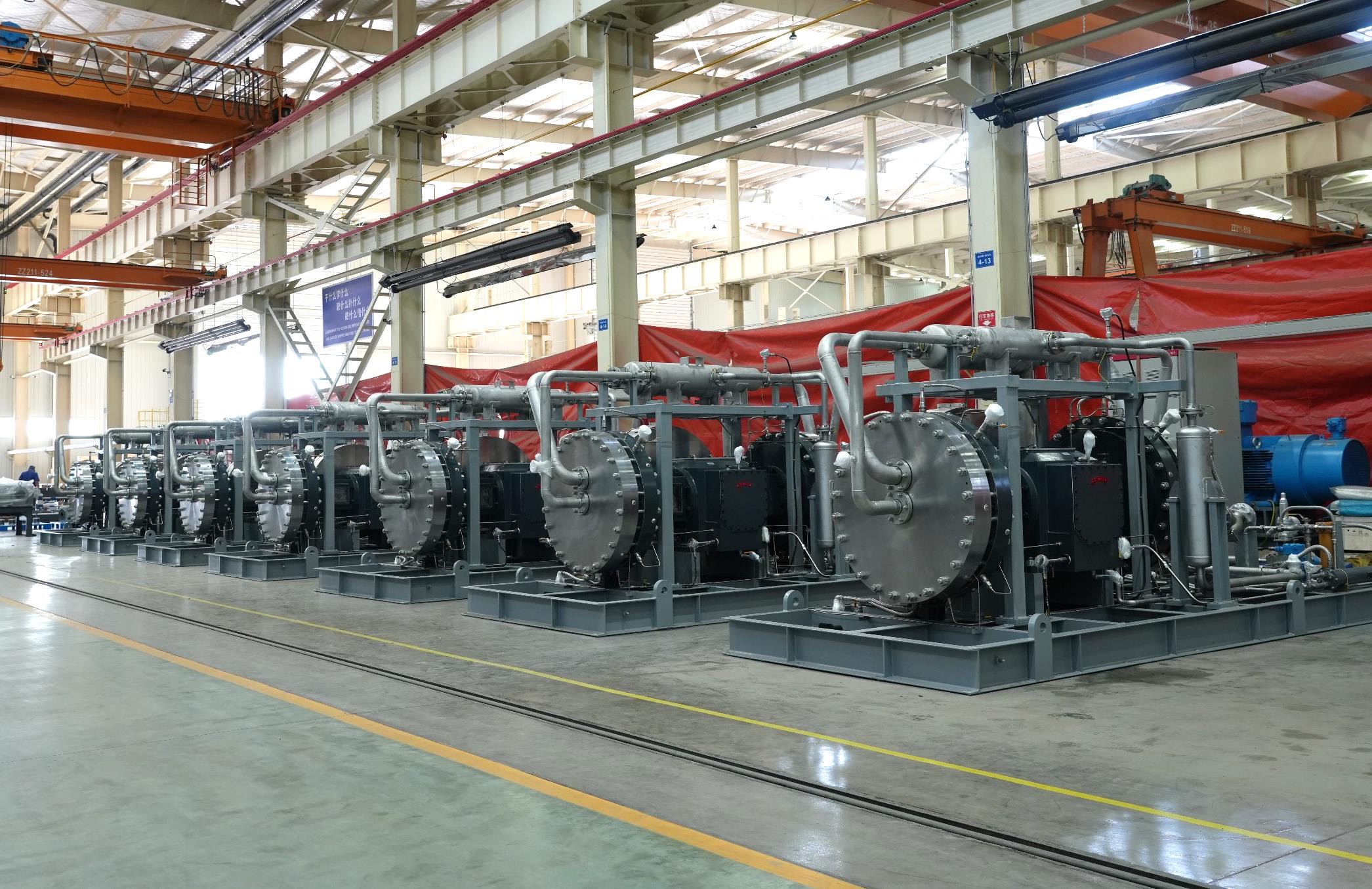 Trichlorosilane Construction Project </br>Compression efficiency was increased from 40% to 65% through optimizing traditional four-cylinder heads to double-cylinder heads </br>Membrane dia.:＞1m</br><b>Compressor Model: GD4/GD7</b>