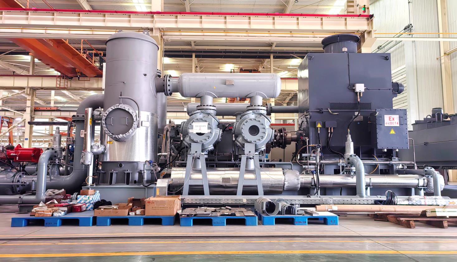 Compressor unit in compact structure for transportation of coal-bed gas</br>Process capacity: 17.6 MMSCFD / 1 million m³/day</br><b>Compressor Model: CHF4</b>