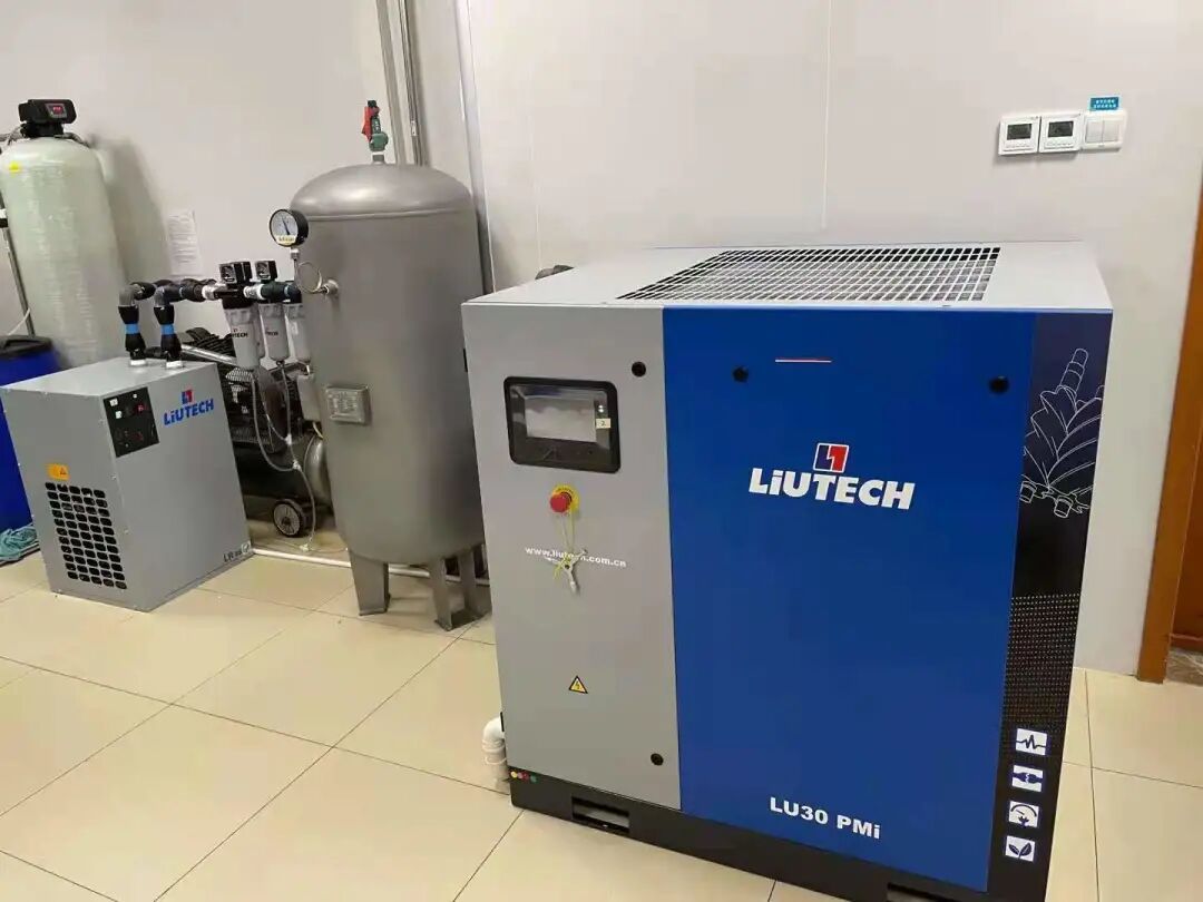 LU30PMi_医院 1789434945958293376768167936.jpg@!w400