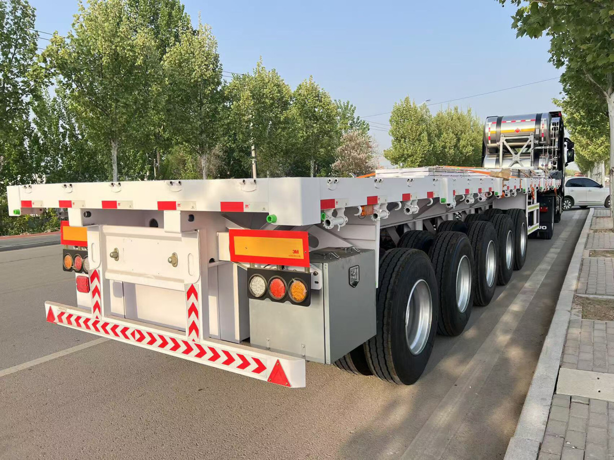 flatbed trailer 2.jpg