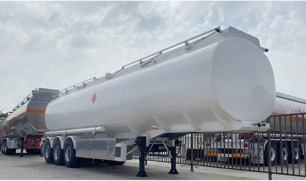 45k liters fuel tanker trailer (2).jpg 45k liters fuel tanker trailer (2).jpg