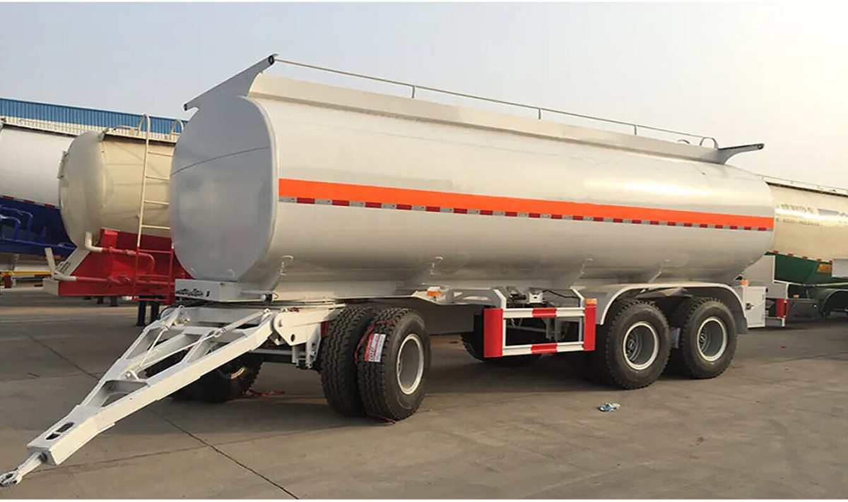 3 axle fuel oil tank full trailer (2).jpg 3 axle fuel oil tank full trailer (2).jpg