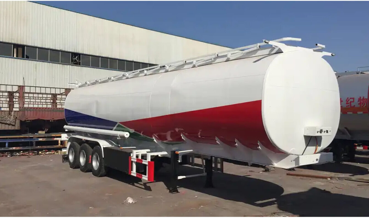carbon steel tank trailer (2).jpg