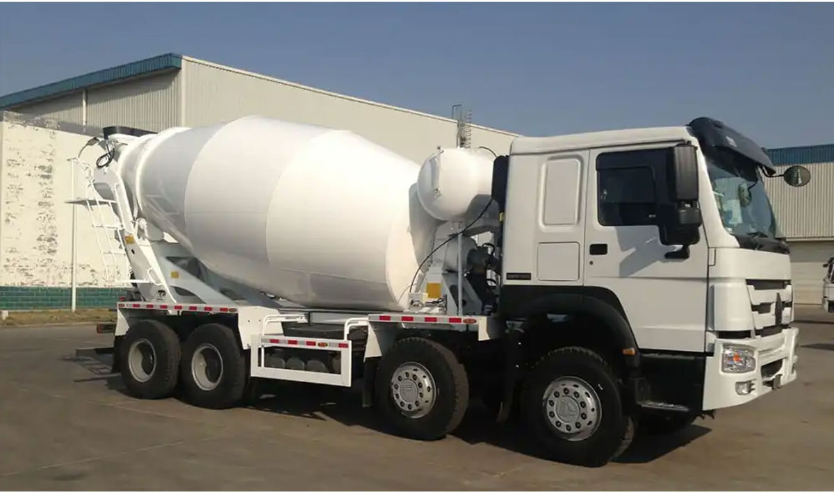 12cbm concrete mixer truck (2).jpg 12cbm concrete mixer truck (2).jpg