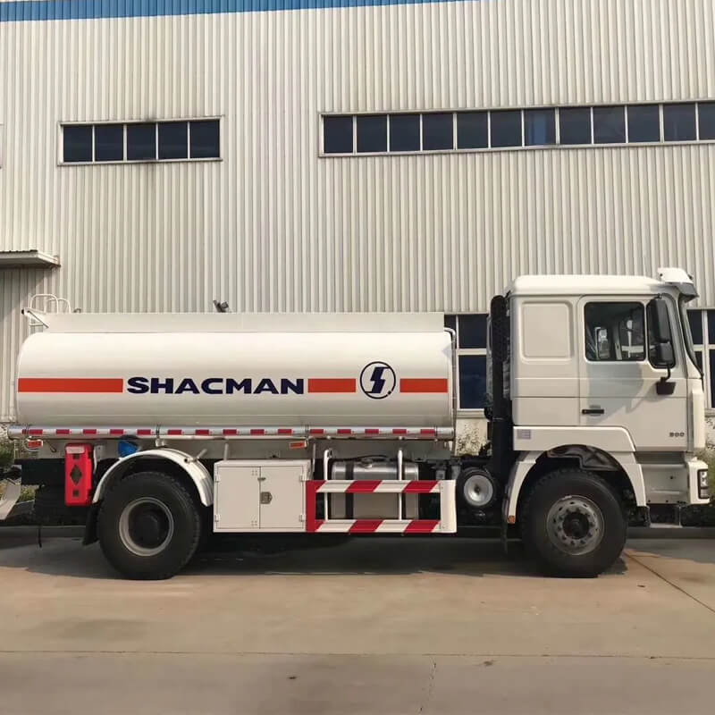 SHACMAN F3000 4×2 Fuel Tanker Truck