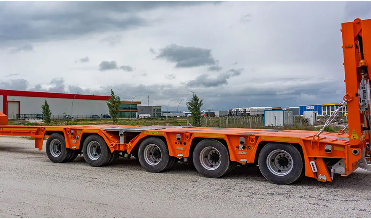 120tons removable gooseneck trailer (2).jpg