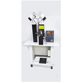 R-98 tự động đấm ngô