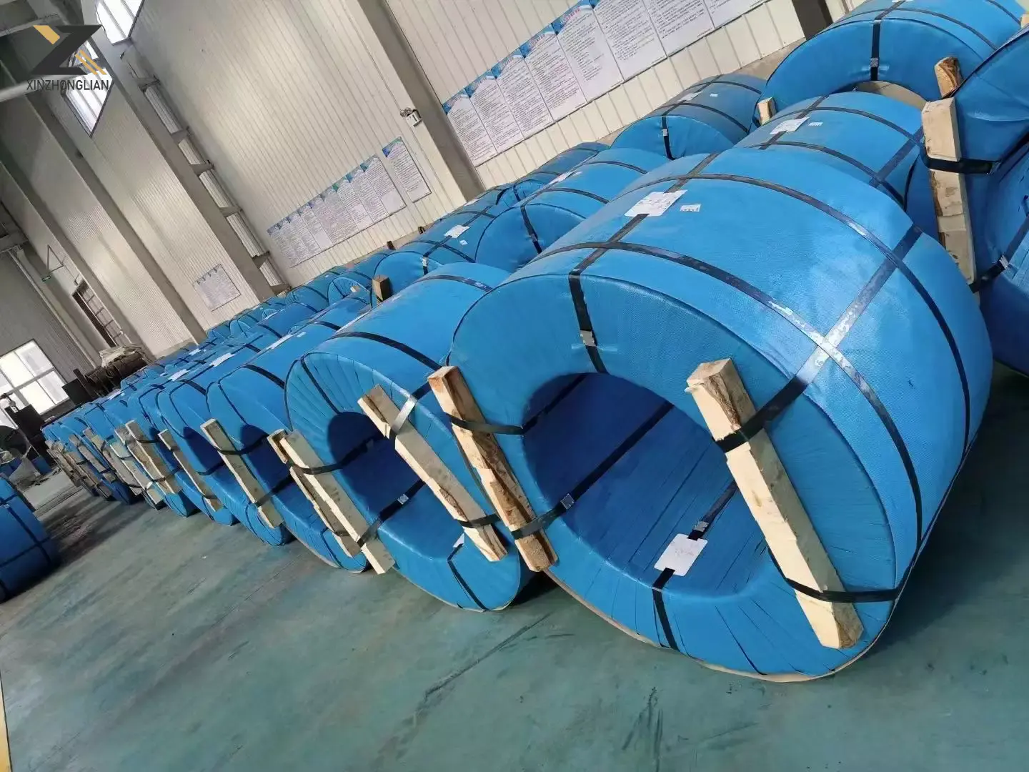 Incoterms in Steel Trade: FOB vs CIF vs EXW Explained 