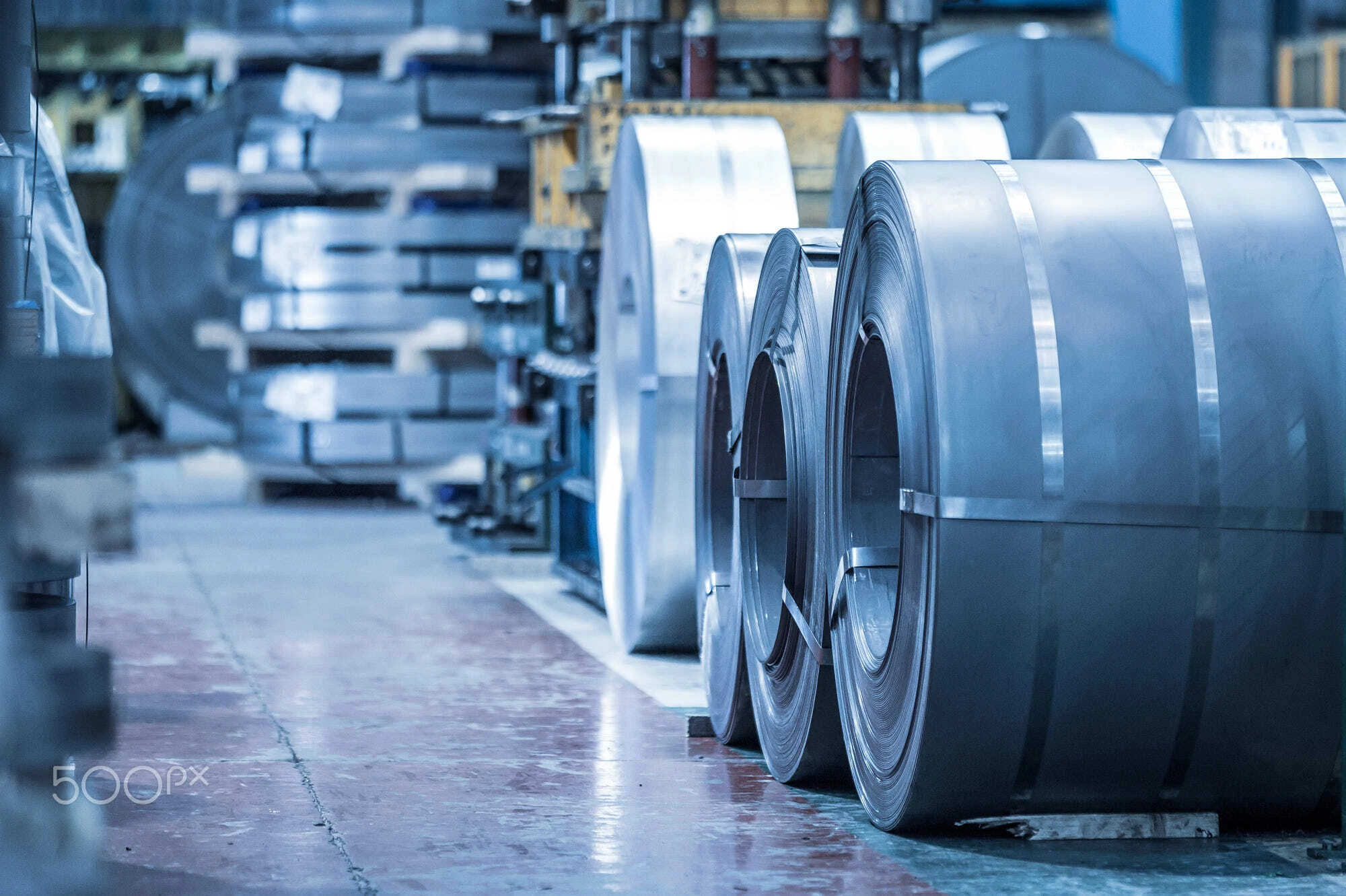 Our company actively fulfills social responsibility and promotes green development