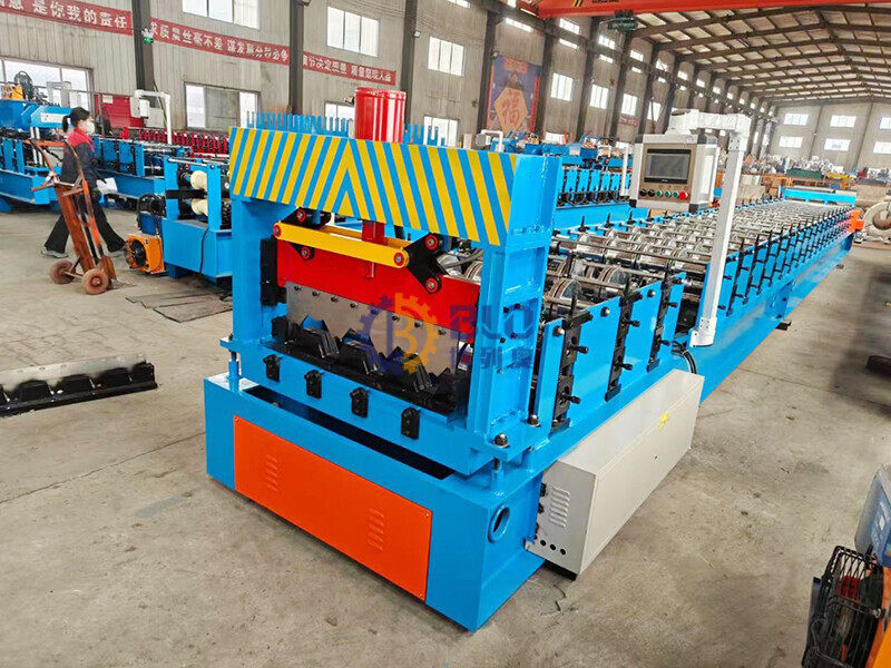 Floor deck roll forming machines 2 Floor deck roll forming machines 2