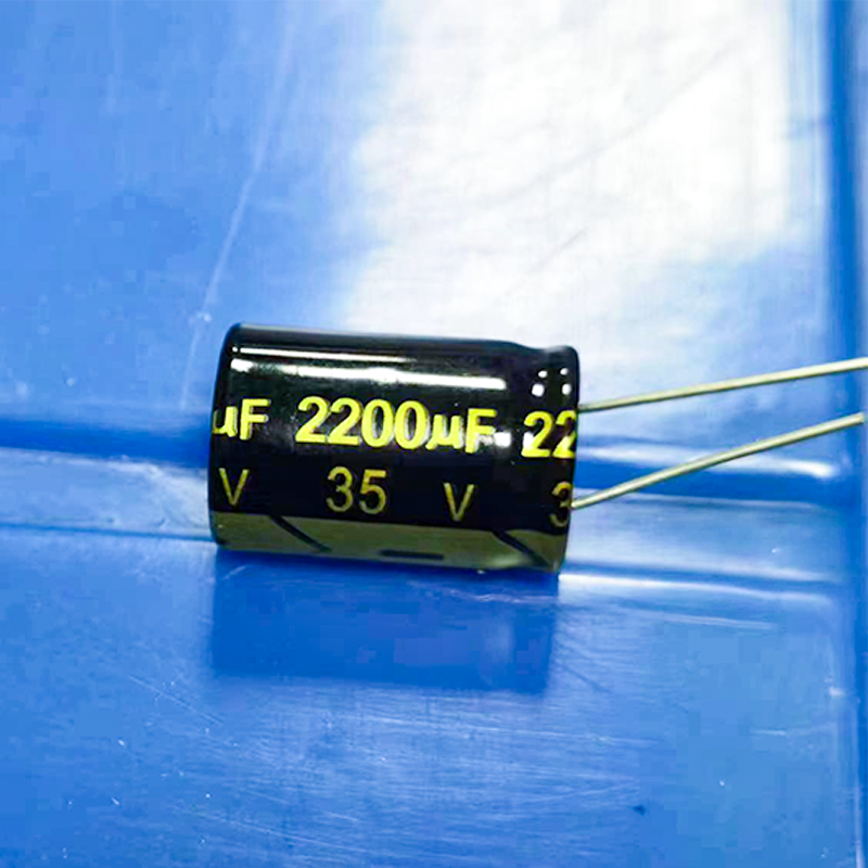 Bent leg capacitor Bent leg capacitor