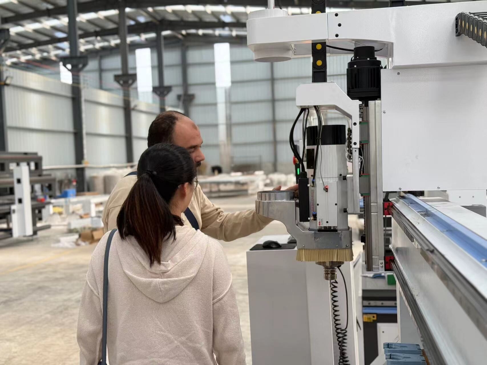 Cómo elegir la fresadora CNC más adecuada Cómo elegir la fresadora CNC más adecuada