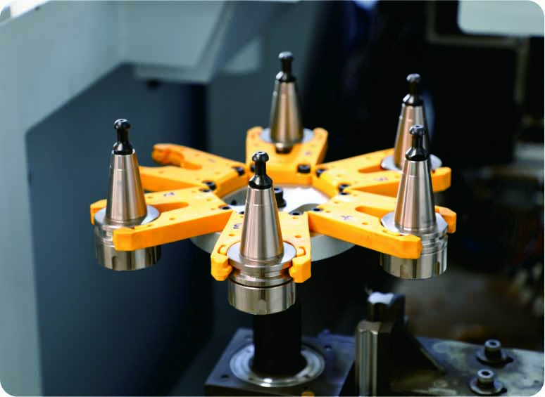 Cómo proteger los rodamientos de la fresadora de madera CNC para garantizar un funcionamiento estable a largo plazo del equipo