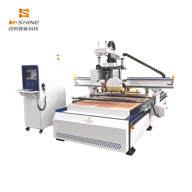 Fresadora CNC multifunción