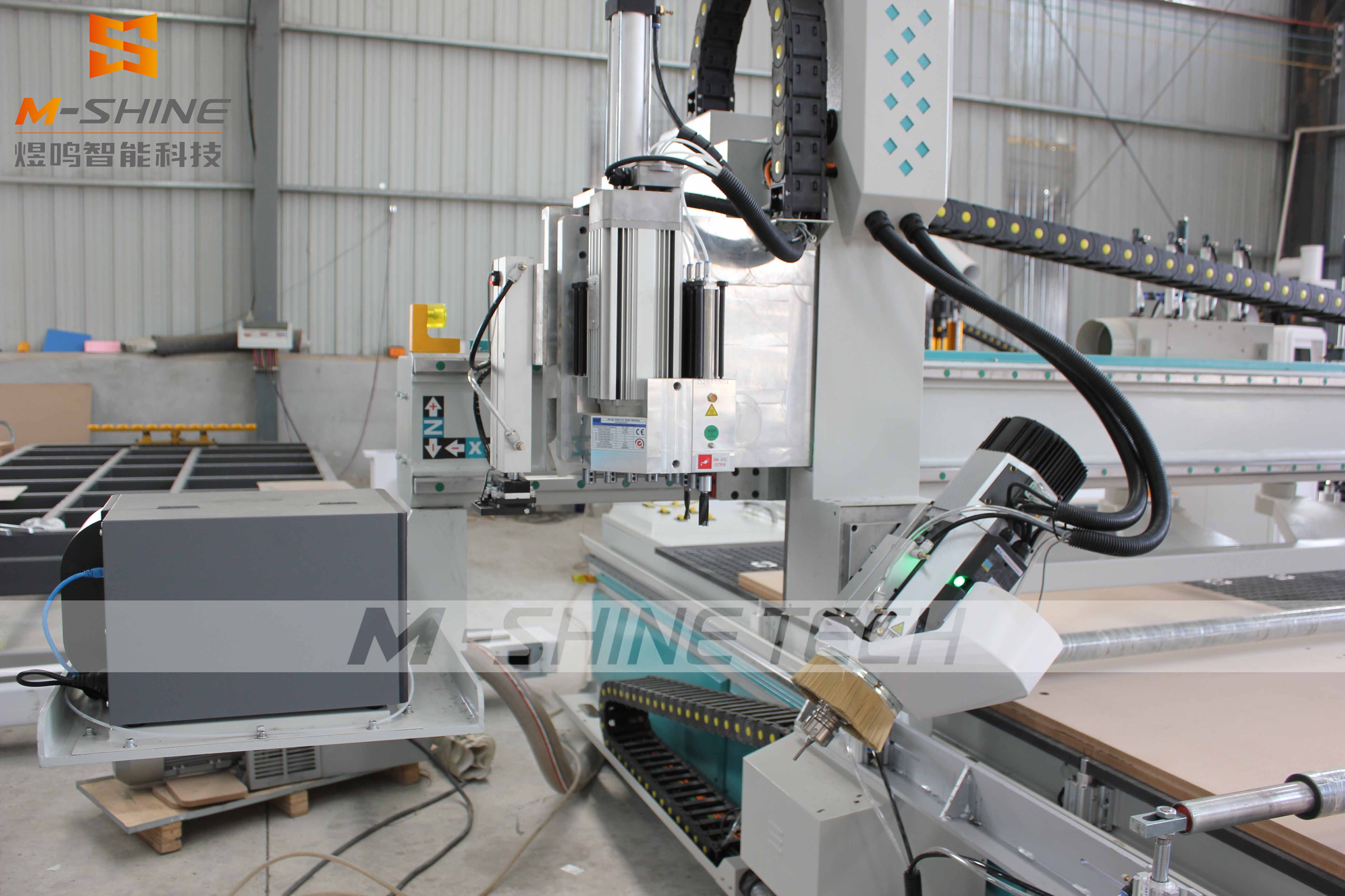 Revolucione su fabricación de muebles con la fresadora CNC de 4 ejes de JINAN M-SHINE