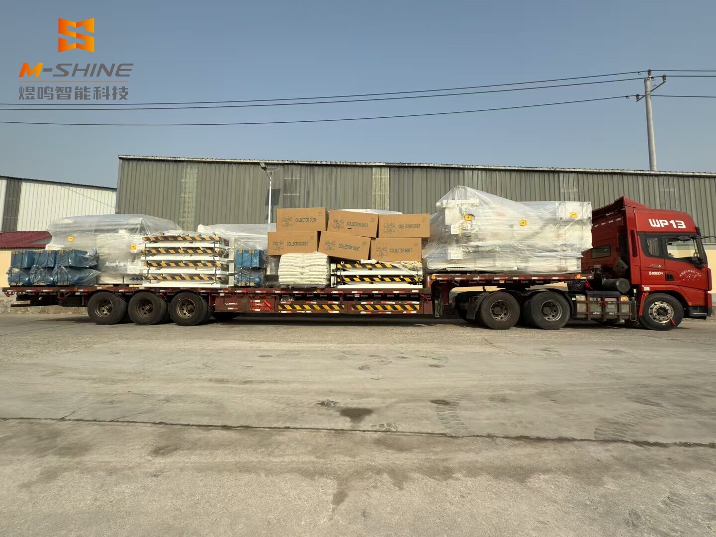 Várias máquinas roteadoras CNC ATC 2140 foram embaladas com sucesso e enviadas aos clientes na Tailândia