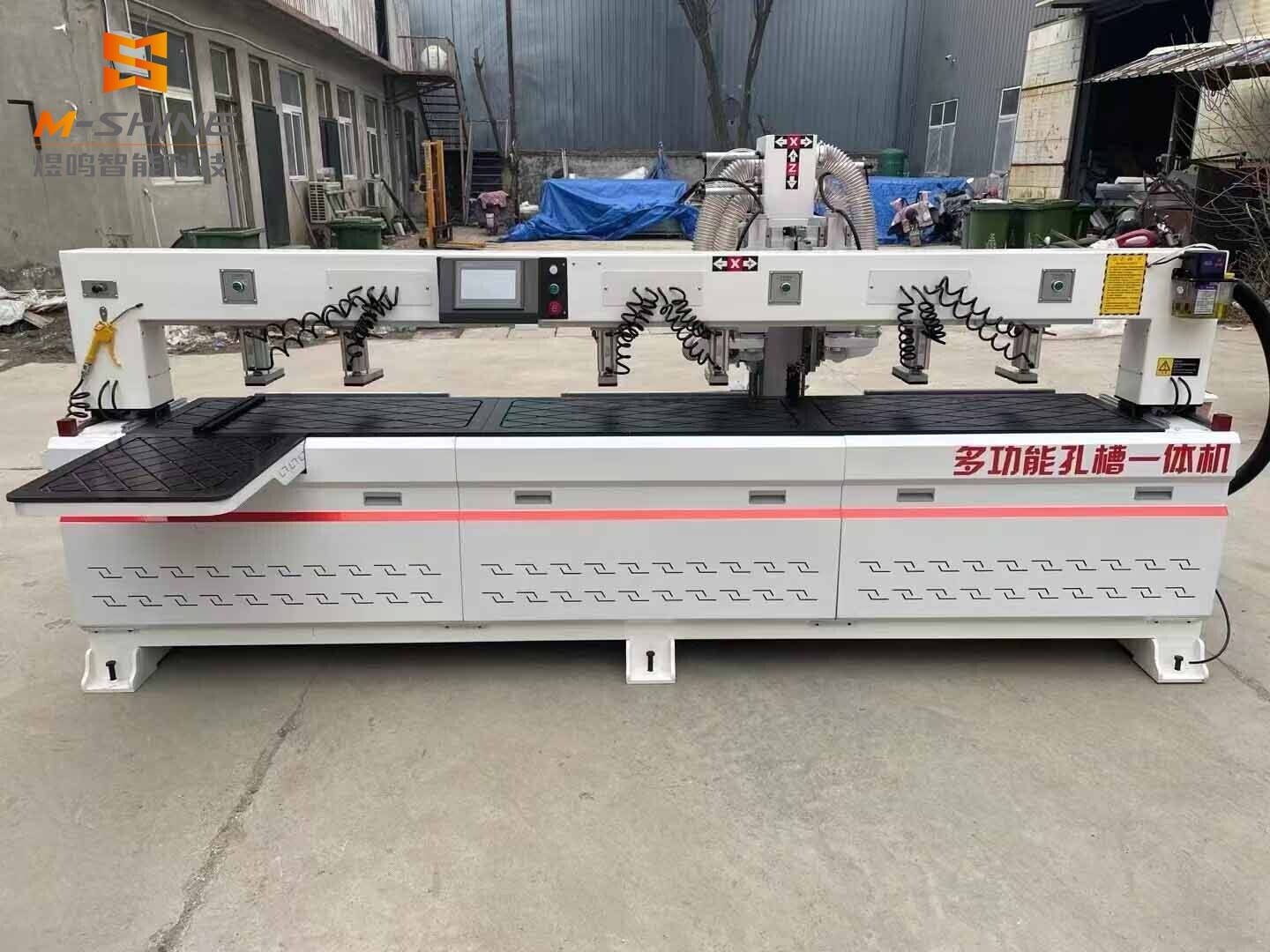 高效的侧孔钻孔机确保精确、无缝的硬件集成