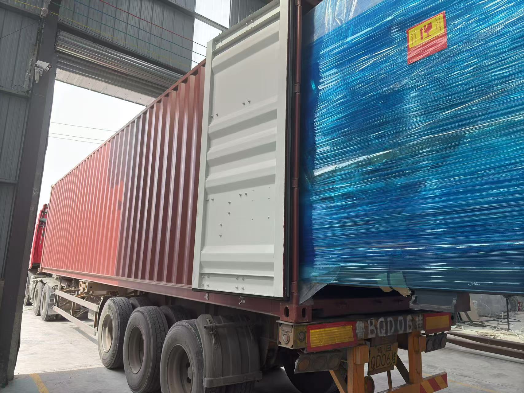 Six 2130 woodworking machines sent to Mexico