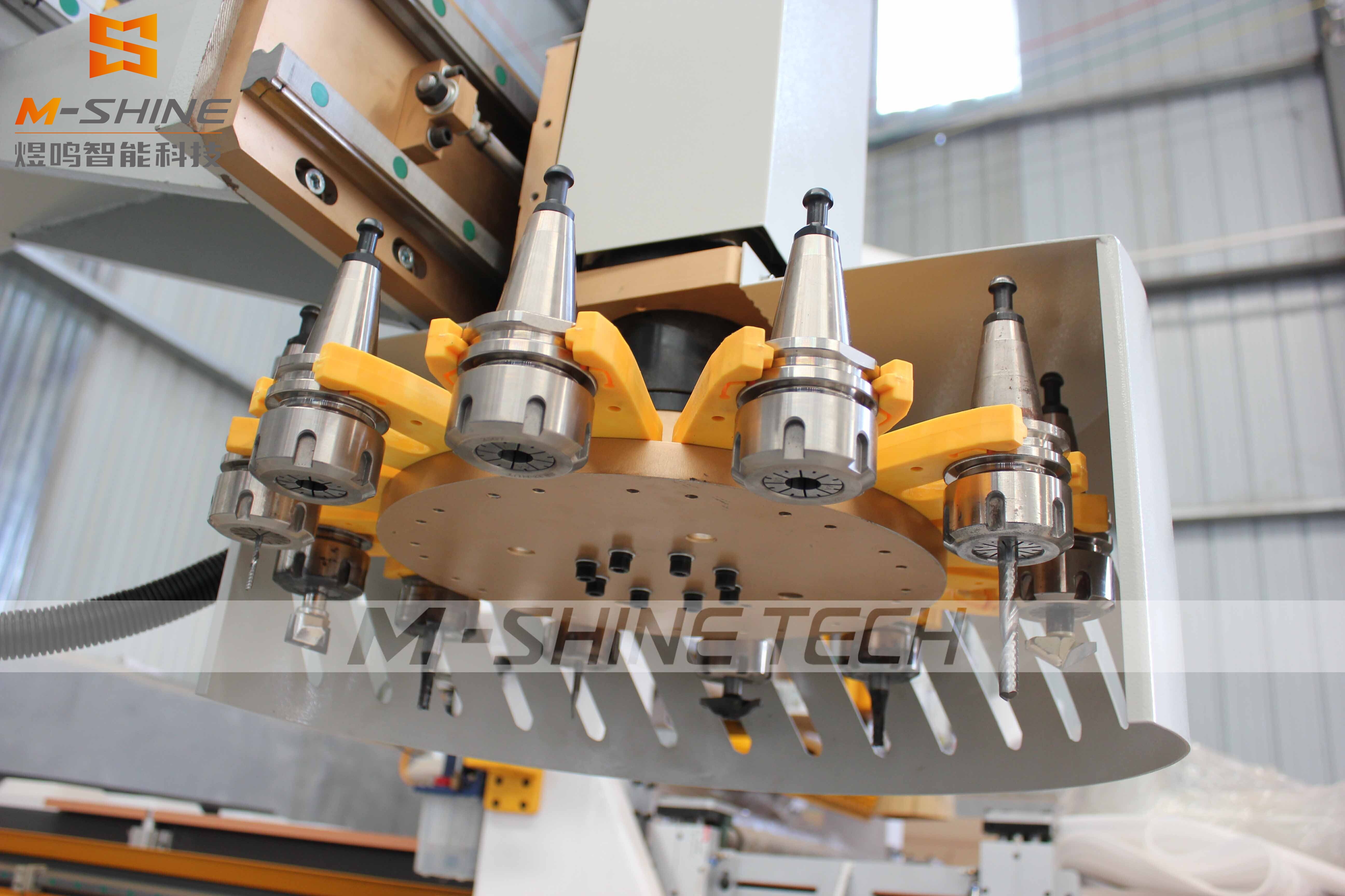 M-shine 2130 多功能木工机床，四轴摆动头侧面加工中心