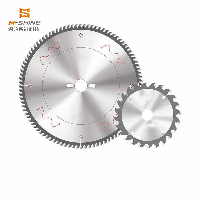 Comment utiliser correctement la lame de scie de la défonceuse CNC ATC ?