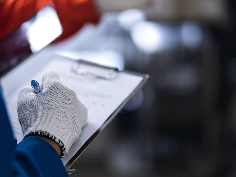 Comment ajuster l'outil de la machine à graver CNC