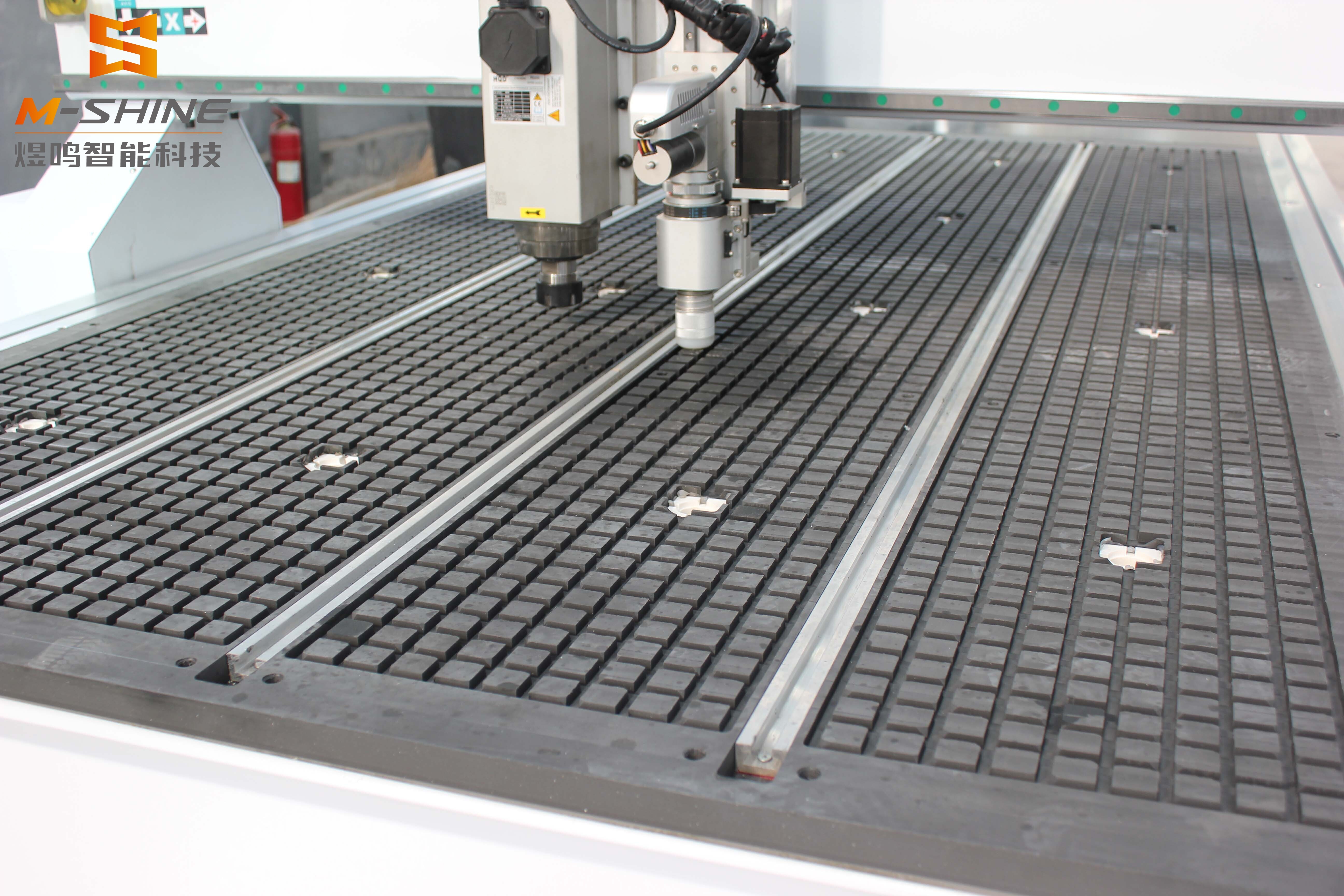 Schnitzmaschine mit Vibrationsmesser