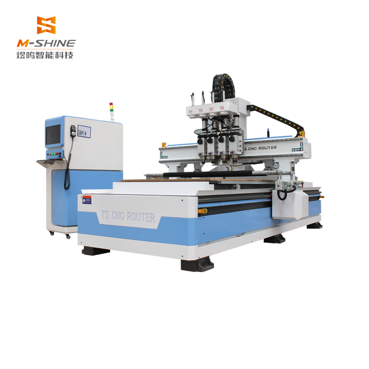 4-Prozess-Schneidemaschine für effizientes Materialhandling