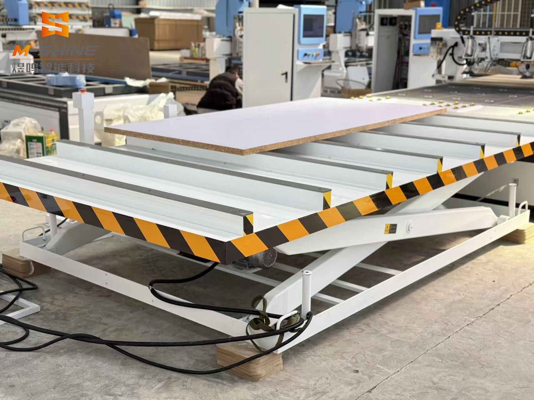 Wie man die automatische Lade- und Entladeplattform der ATC-CNC-Fräse richtig einsetzt